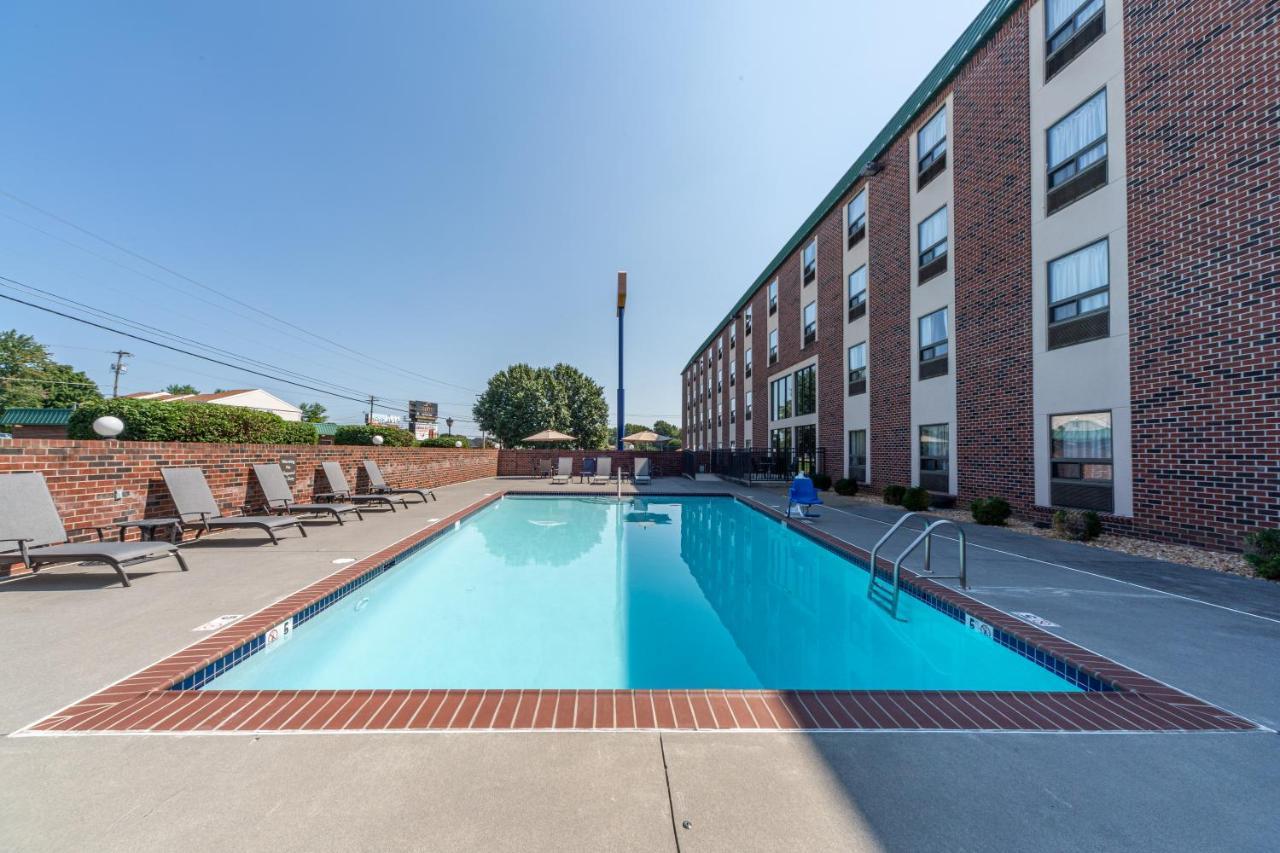 Comfort Inn Aikens Center Martinsburg Eksteriør billede
