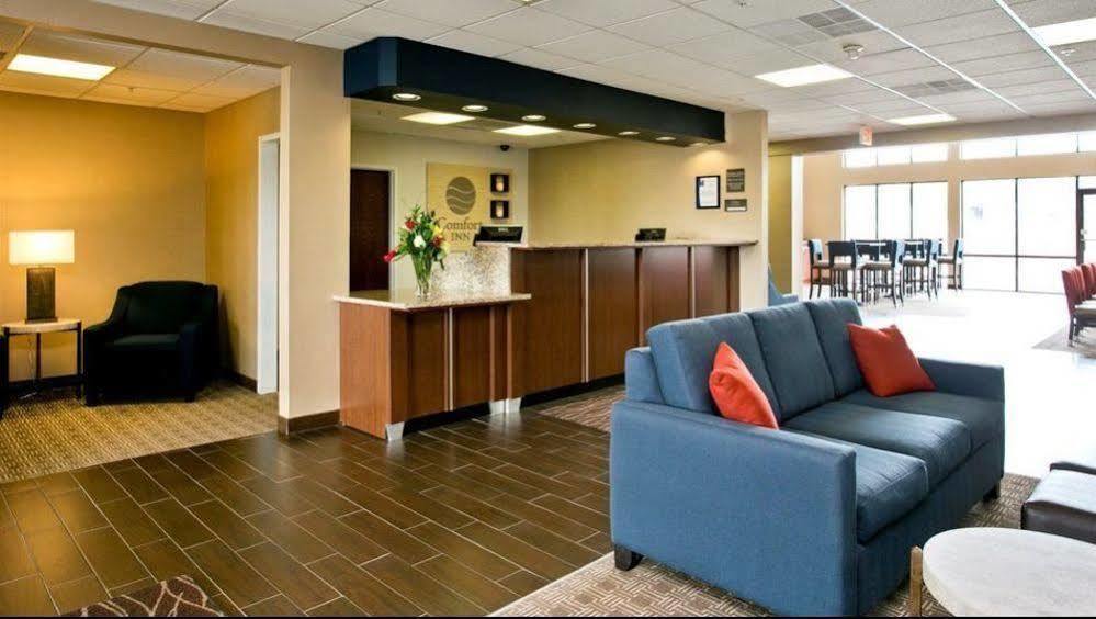 Comfort Inn Aikens Center Martinsburg Eksteriør billede